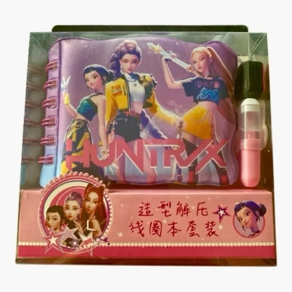NWT-KPOP DEMON HUNTERS-MIRA SINGING DOLL & PUFFY MEMO BOOK WITH PEN